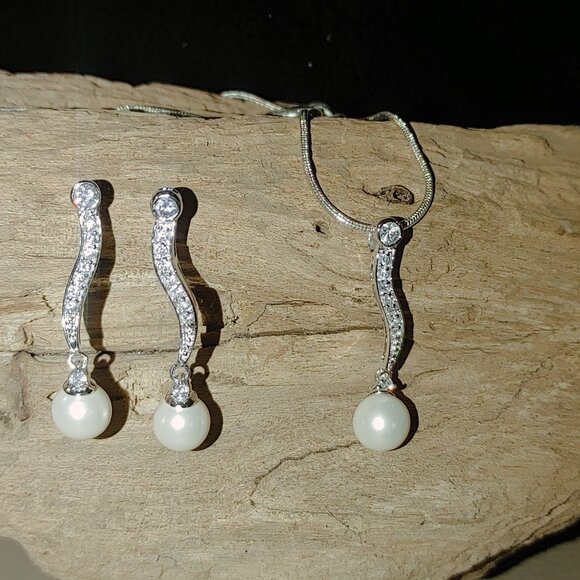 Necklace Earring Set 925 Sterling Silver 18 inch Faux Pearl Cubic Zirconia - Picture 8 of 13